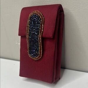 Silk & Beaded Snap Case
